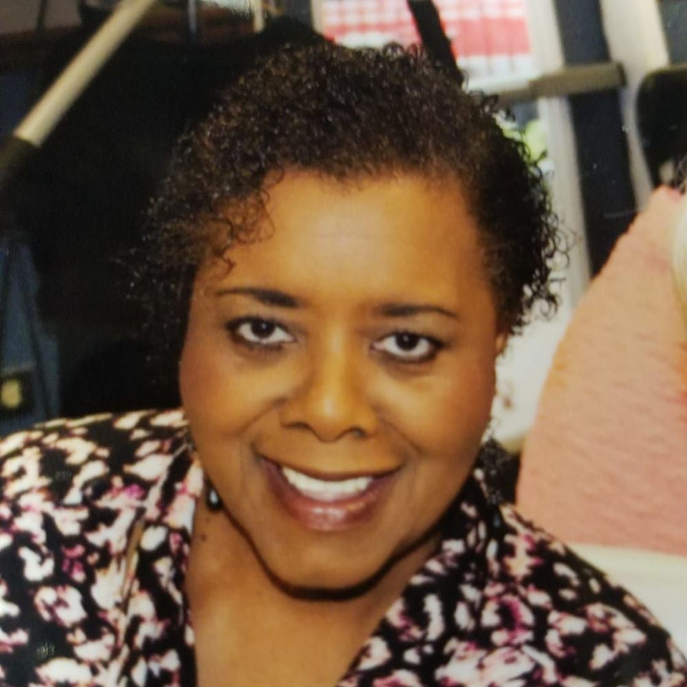 Meet your Posher, Linda